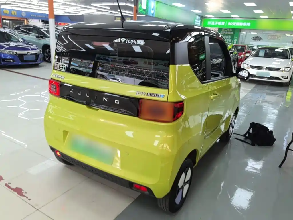 Wuling MINIEV — фото 7