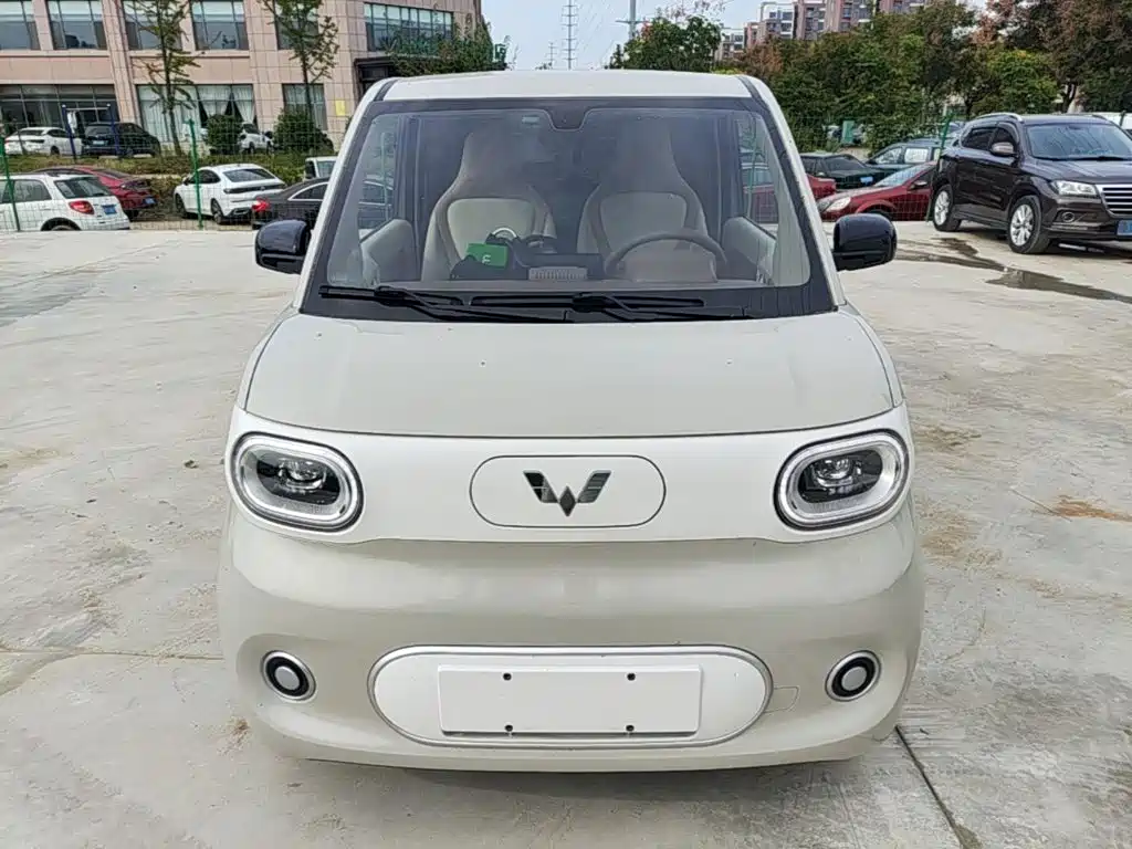 Wuling MINIEV — фото 3