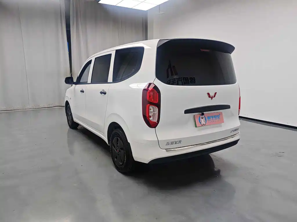 Wuling Hongguang EV — фото 3