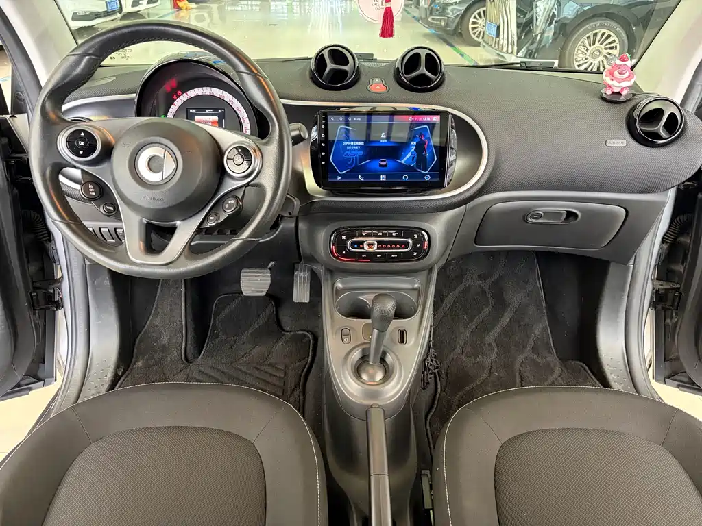 smart Smart Fortwo — фото 5