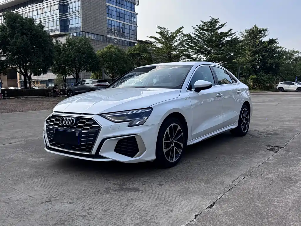 Audi A3 — фото 3