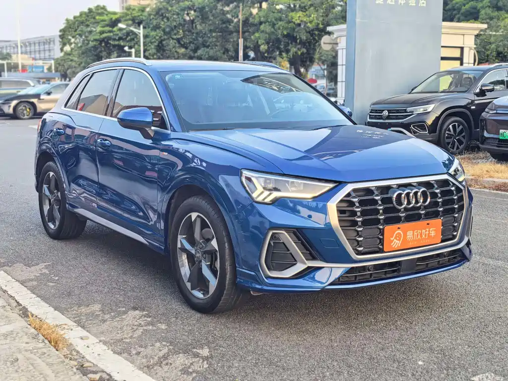Audi Q3 — фото 3