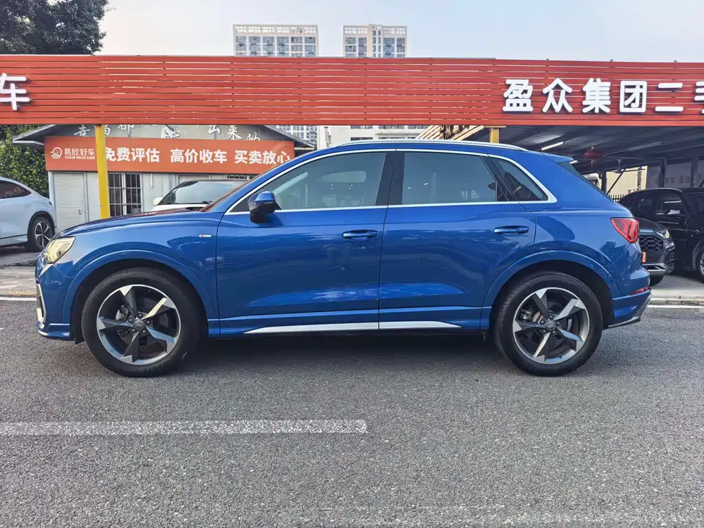 Audi Q3 — фото 4