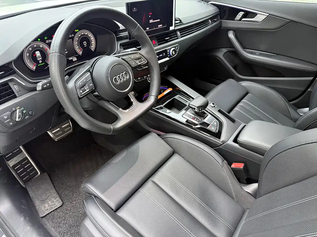 Audi A4L — фото 6