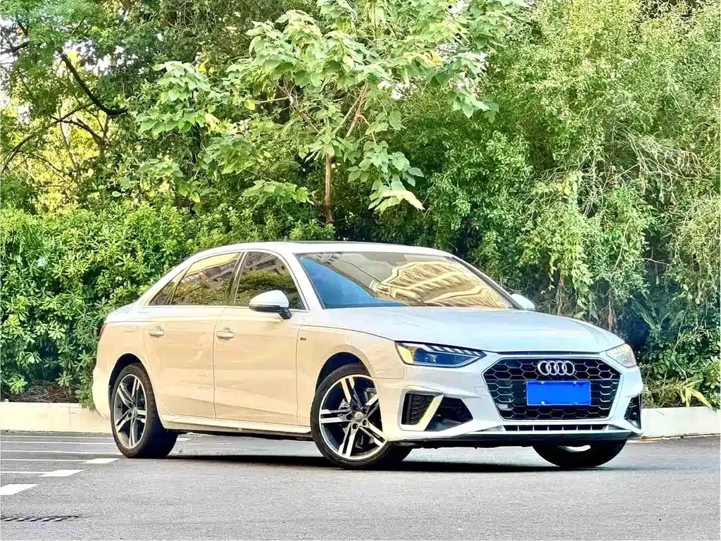 Audi A4L — фото 3