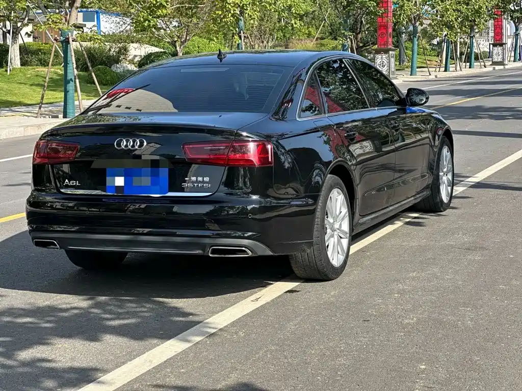 Audi A6L — фото 6