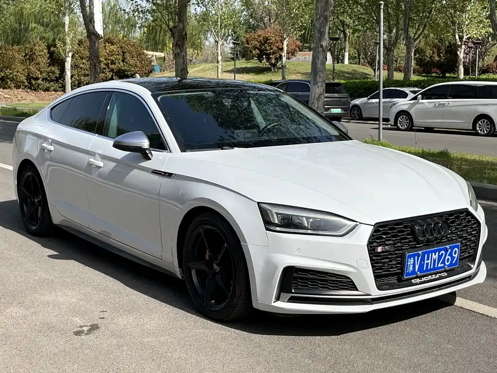Audi A5 (Import) — фото 3
