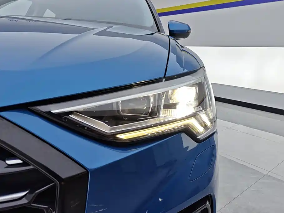 Audi Q3 Sportback — фото 5