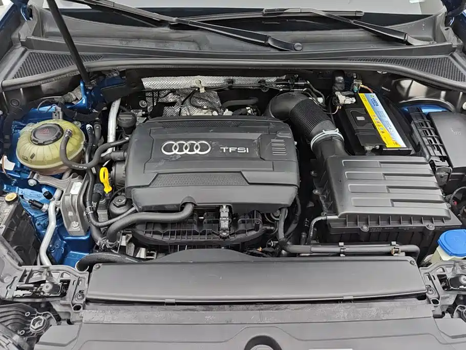 Audi Q3 Sportback — фото 10