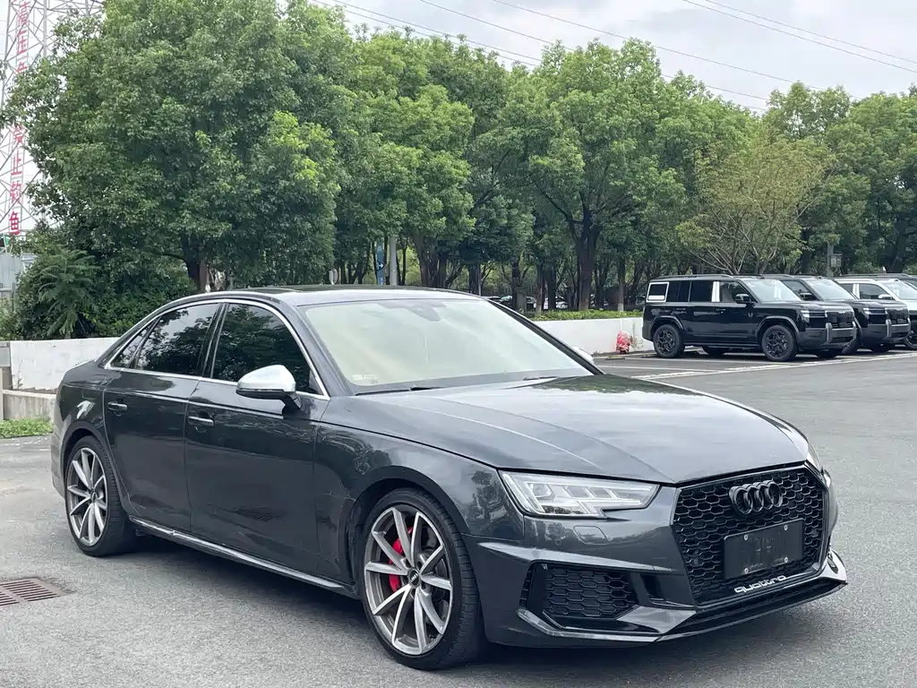 Audi S4 — фото 3