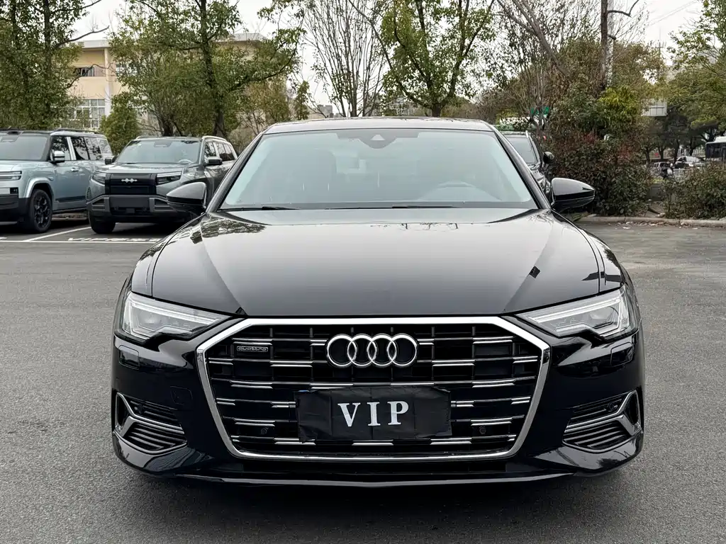 Audi A6L — фото 2