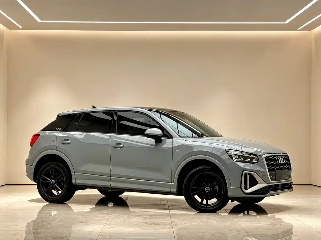 Audi Q2L — фото 3