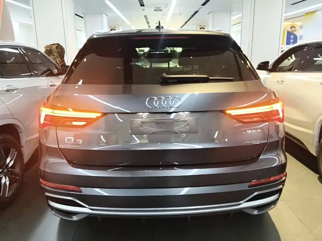 Audi Q3 — фото 6