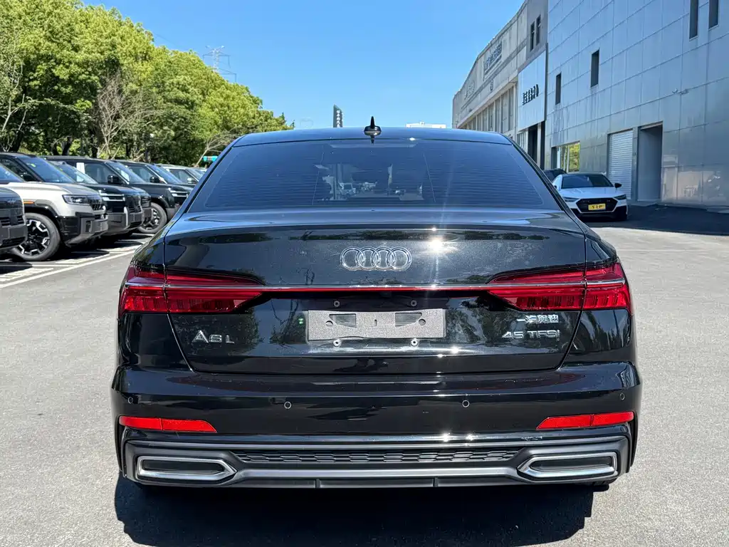 Audi A6L — фото 23