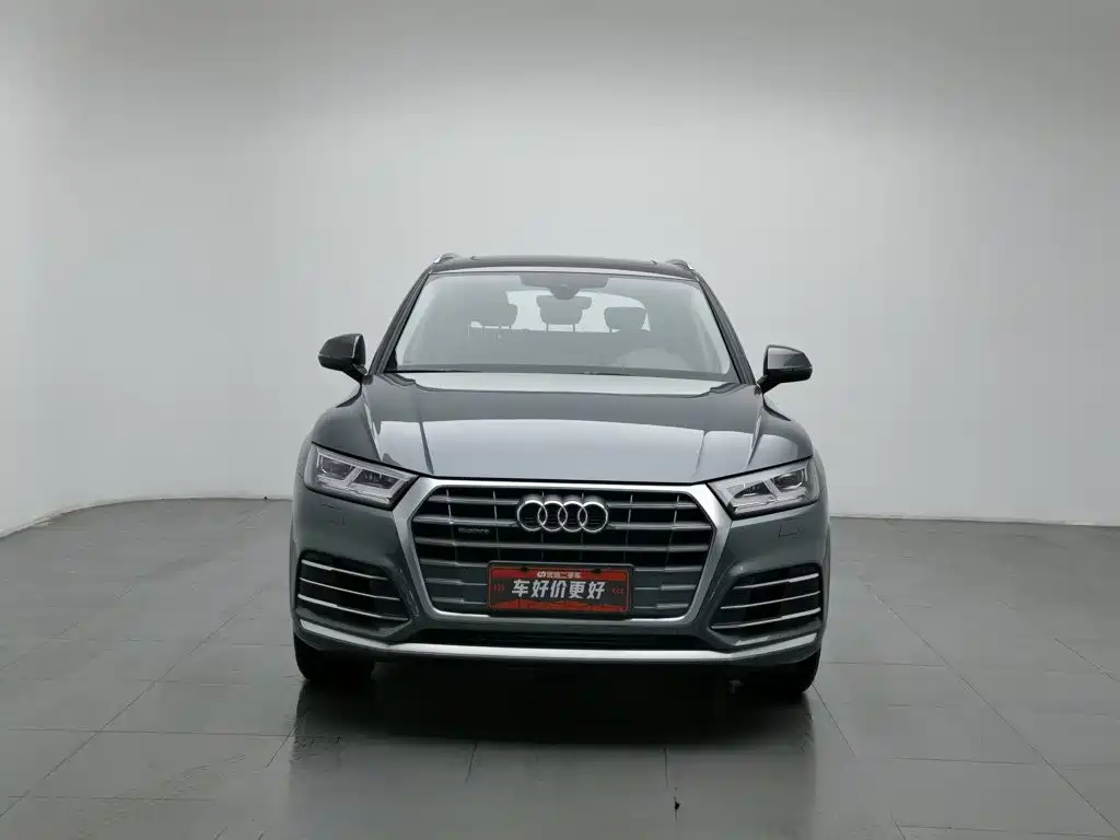 Audi Q5L — фото 3