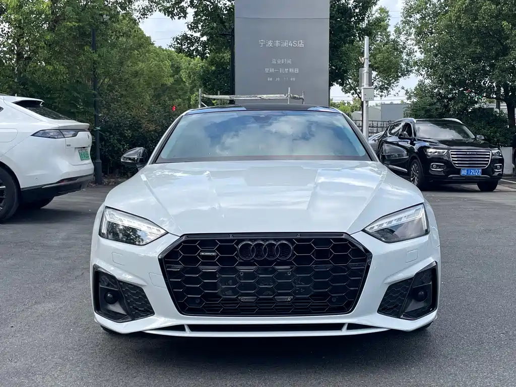 Audi A5 (Import) — фото 2
