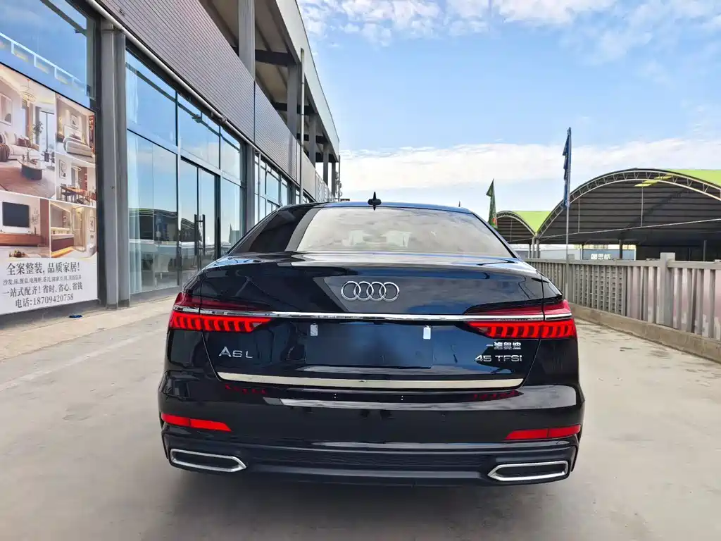 Audi A6L — фото 5