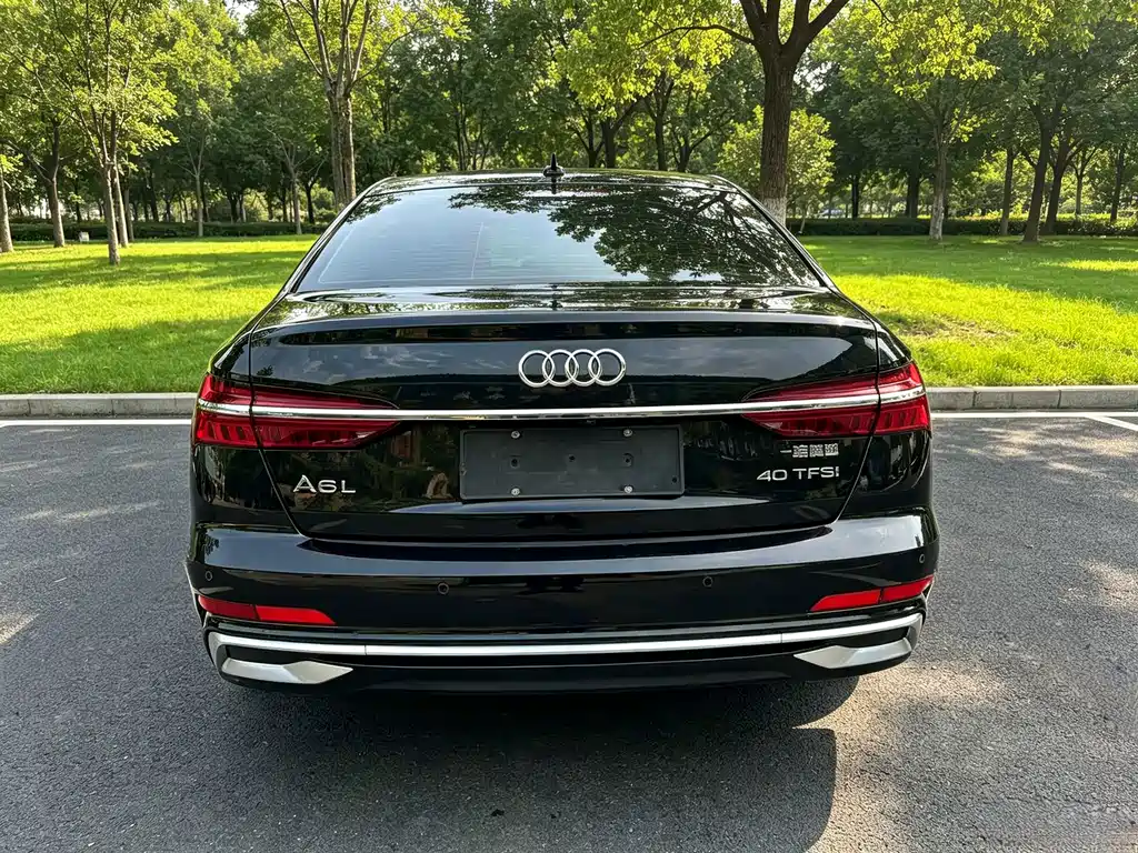 Audi A6L — фото 5
