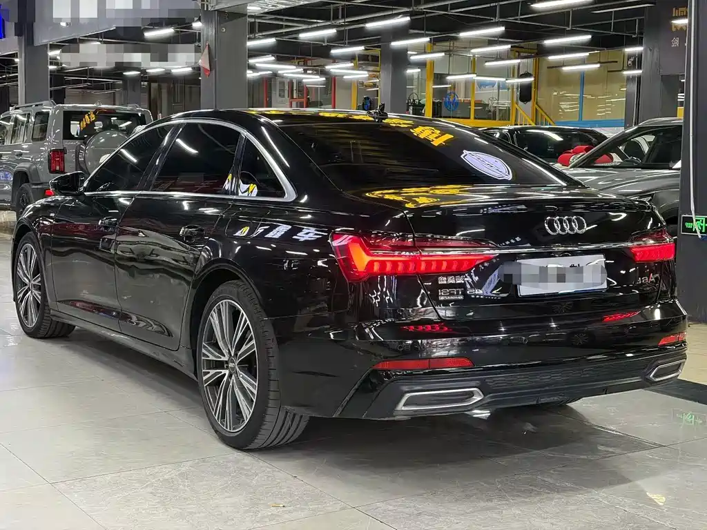 Audi A6L — фото 4