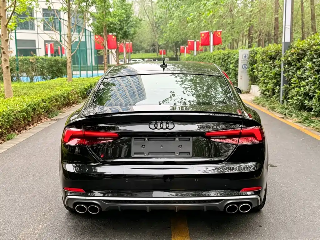 Audi S5 — фото 3