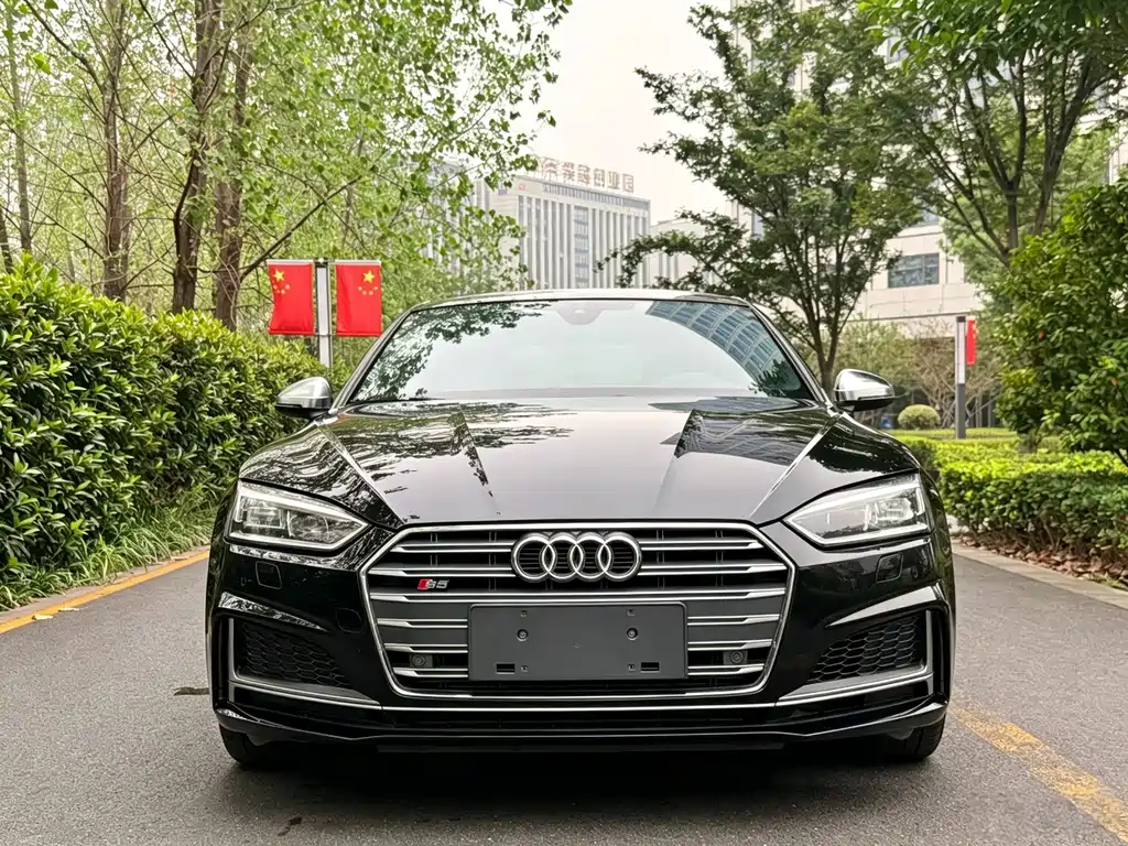 Audi S5 — фото 4