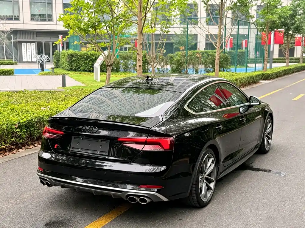 Audi S5 — фото 5