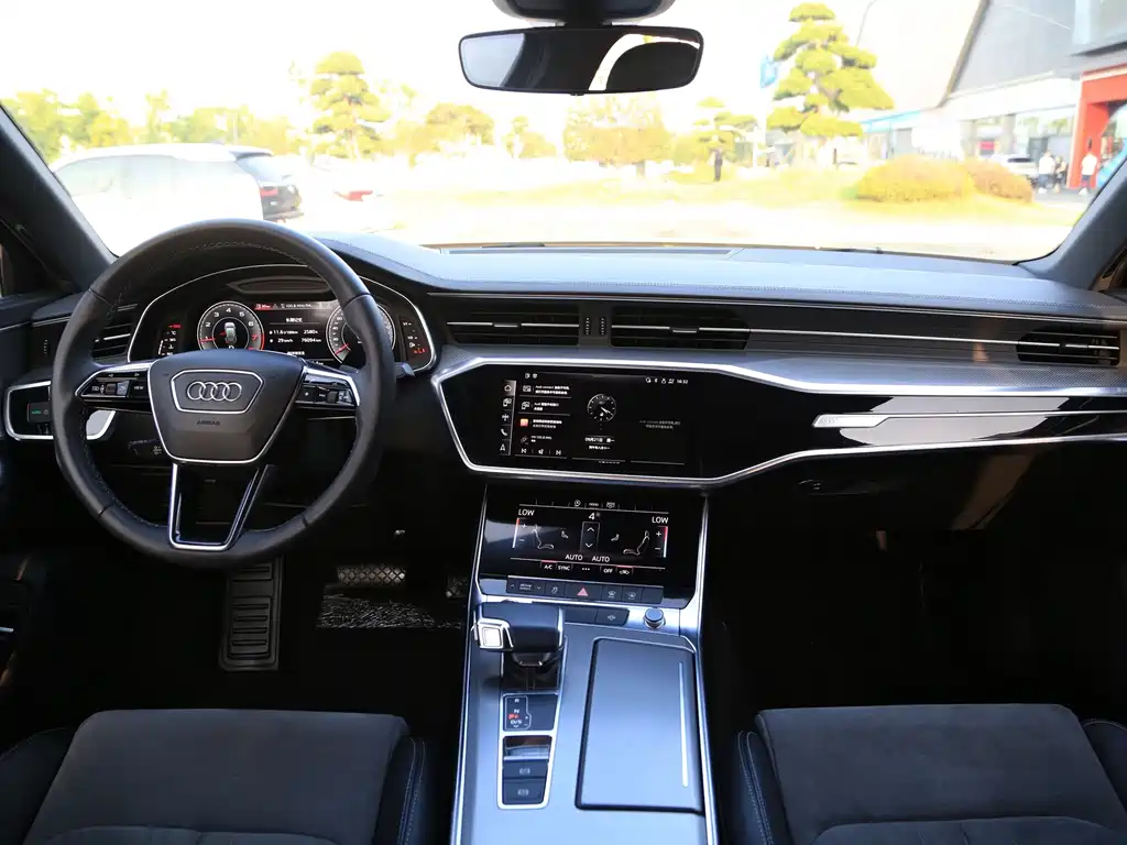 Audi A6L — фото 4
