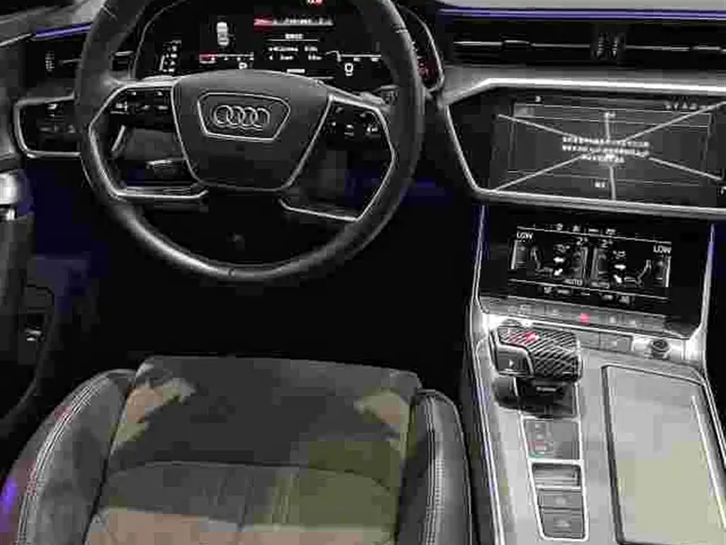 Audi A7L — фото 10