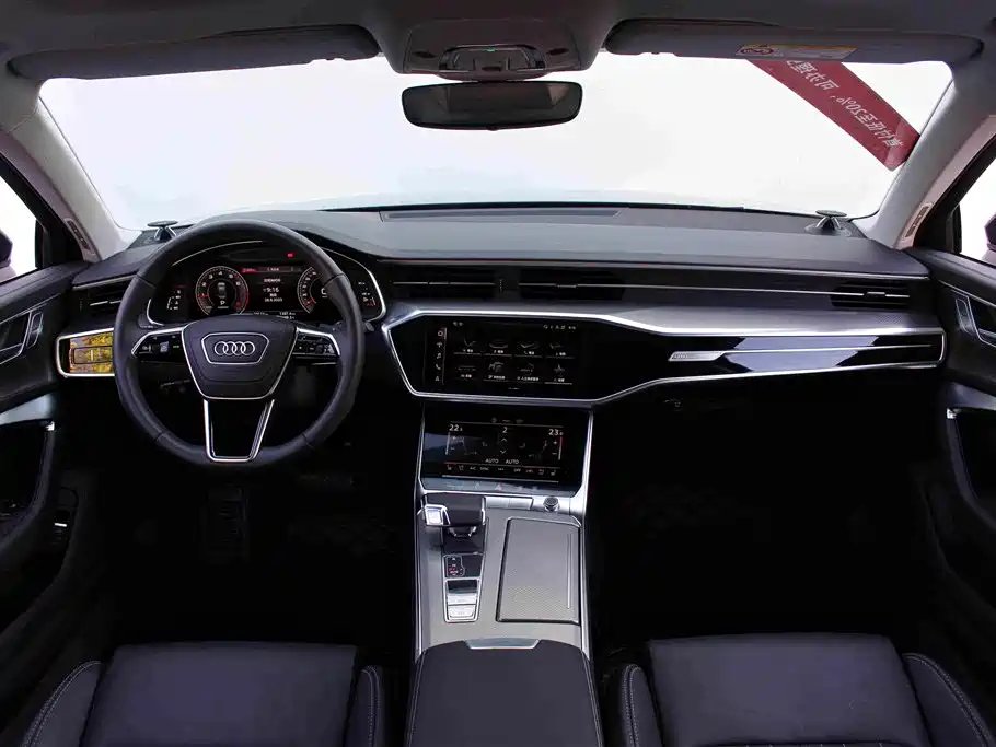 Audi A6L — фото 6