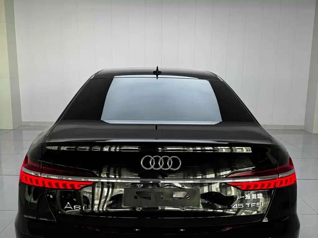 Audi A6L — фото 4