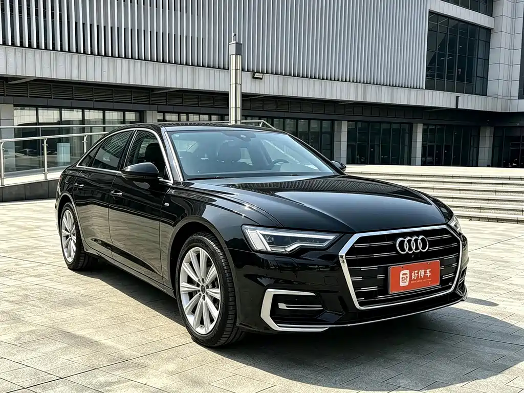 Audi A6L — фото 2