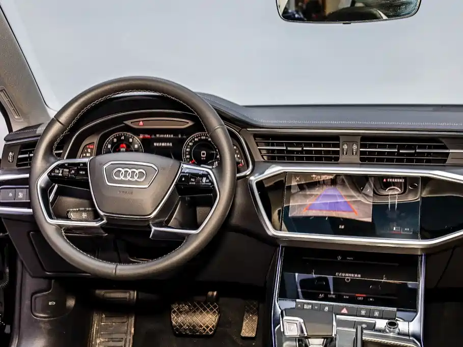 Audi A7L — фото 34