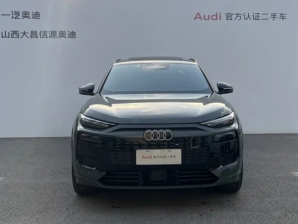 Audi Q6L e-tron — фото 2