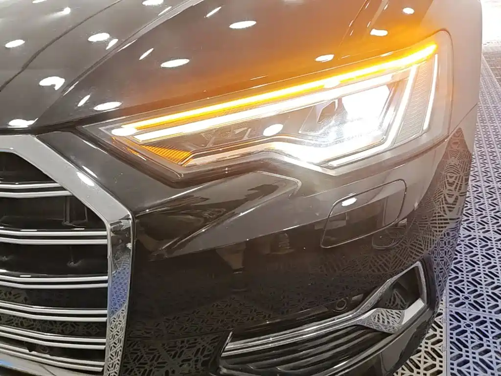 Audi A6L — фото 24