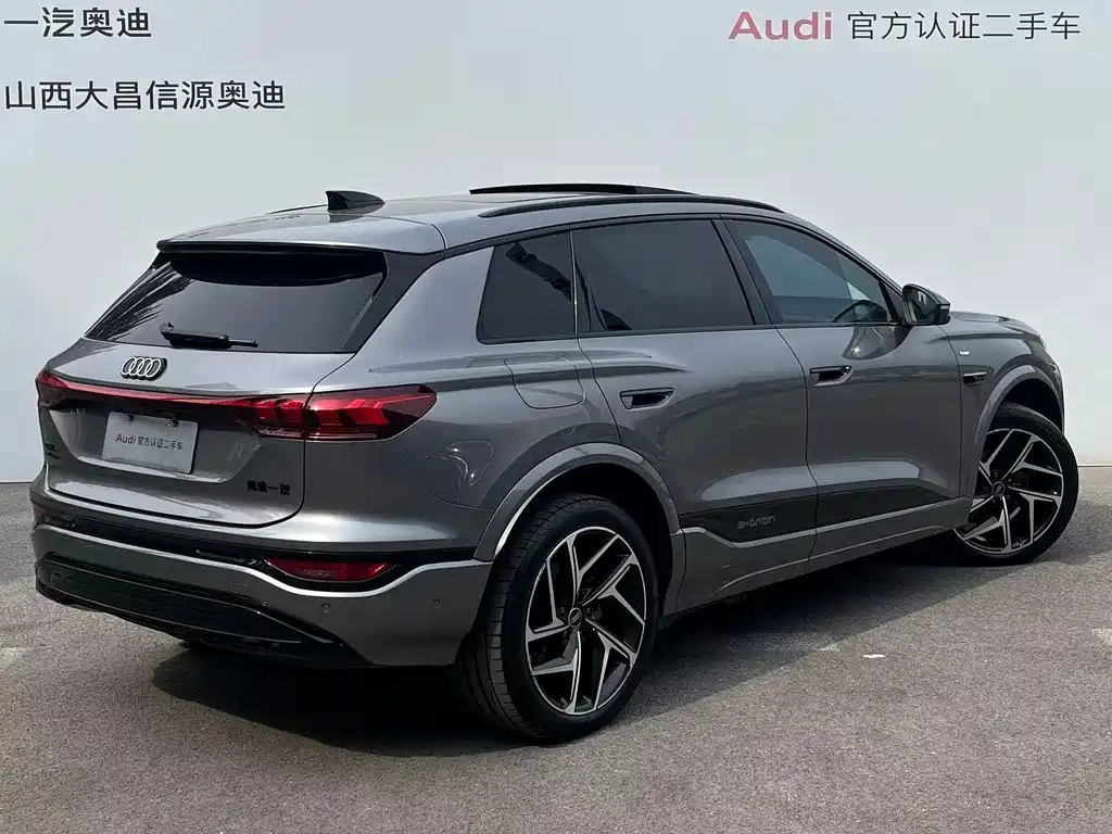 Audi Q6L e-tron — фото 3