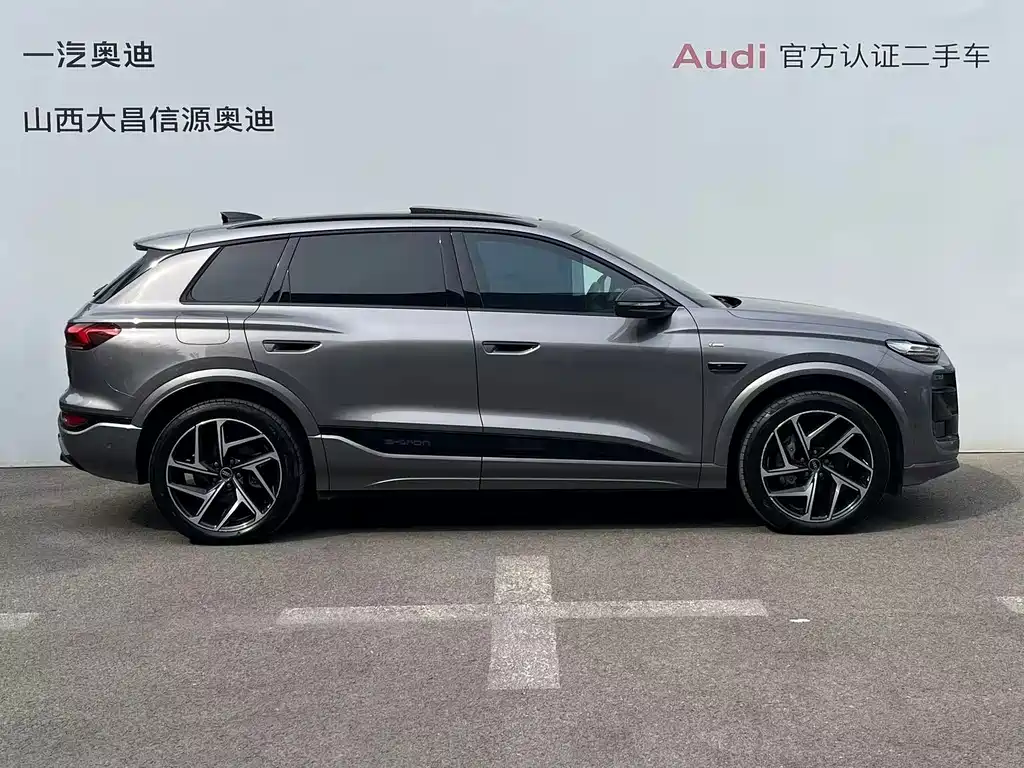 Audi Q6L e-tron — фото 4