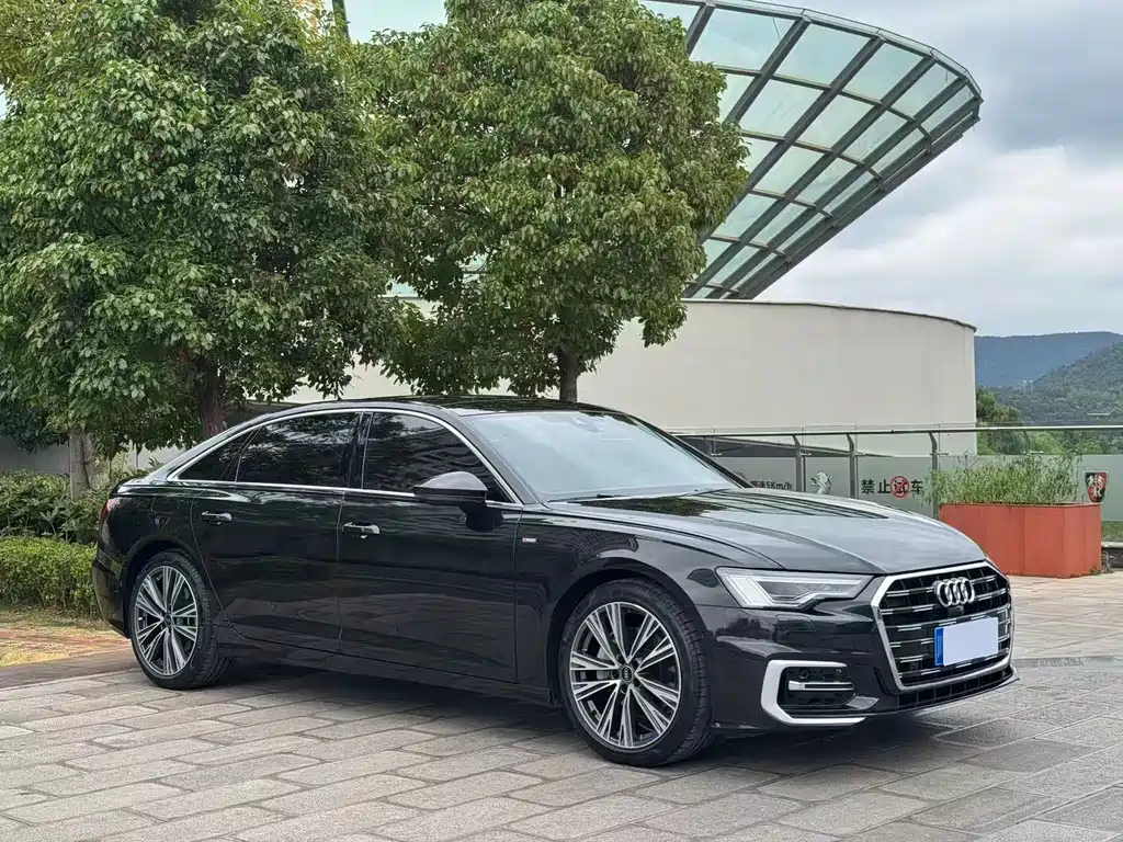 Audi A6L — фото 3