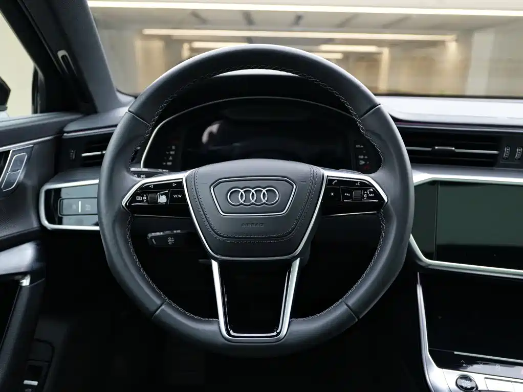 Audi A6L — фото 20
