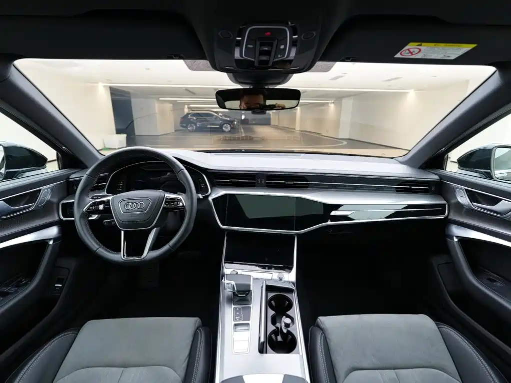 Audi A6L — фото 22