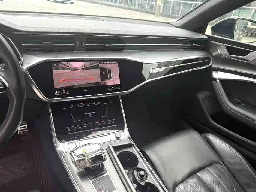 Audi A7 — фото 5
