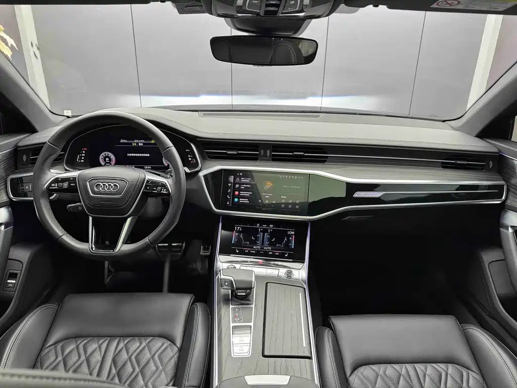 Audi A6L — фото 5