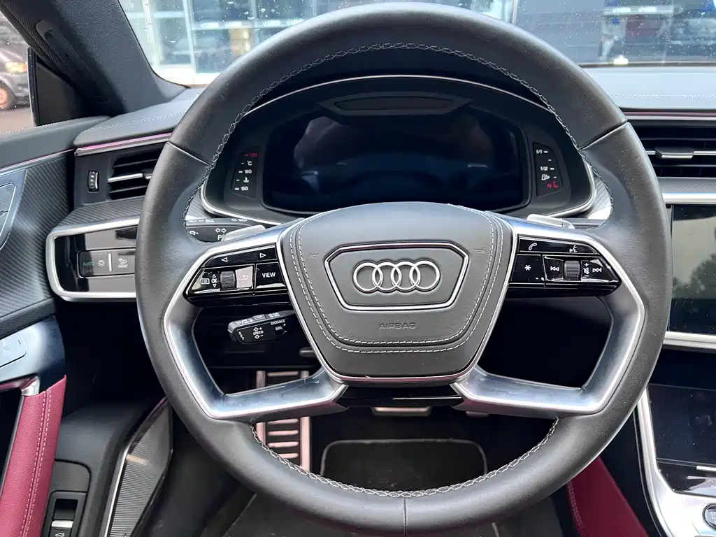 Audi A7L — фото 14