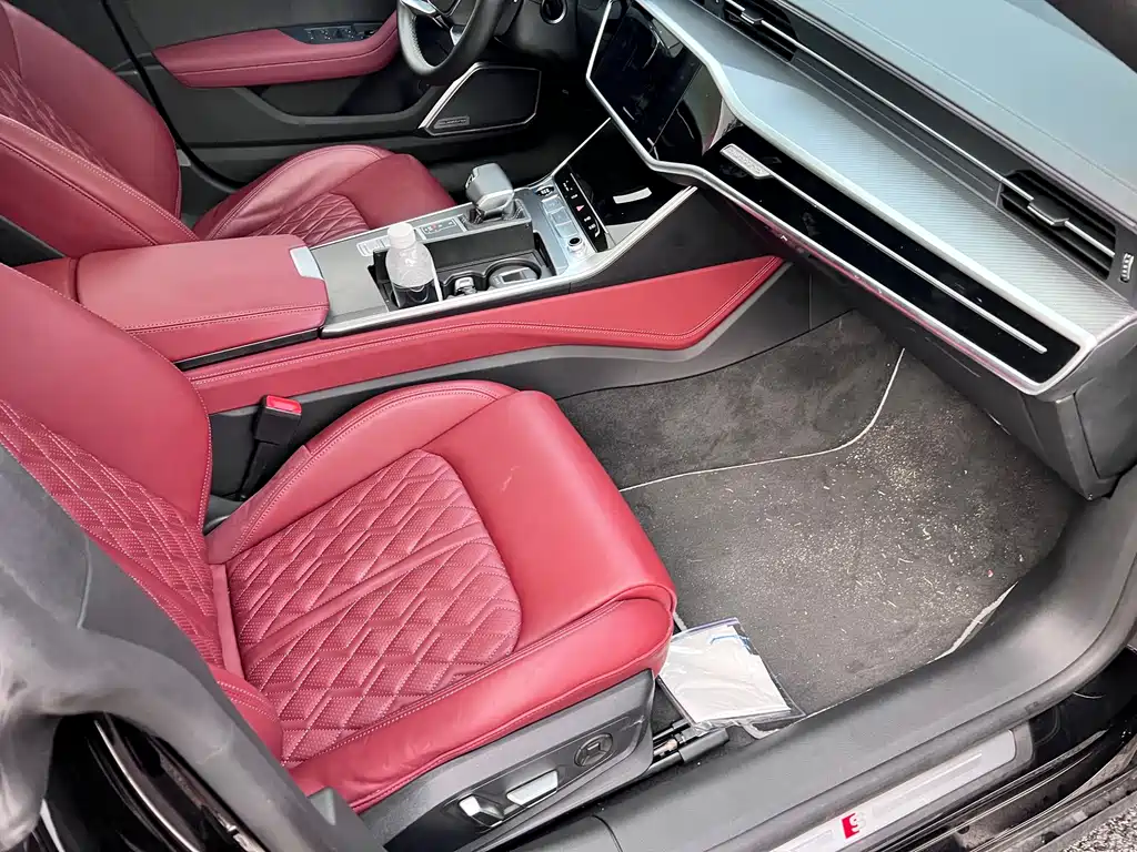 Audi A7L — фото 19