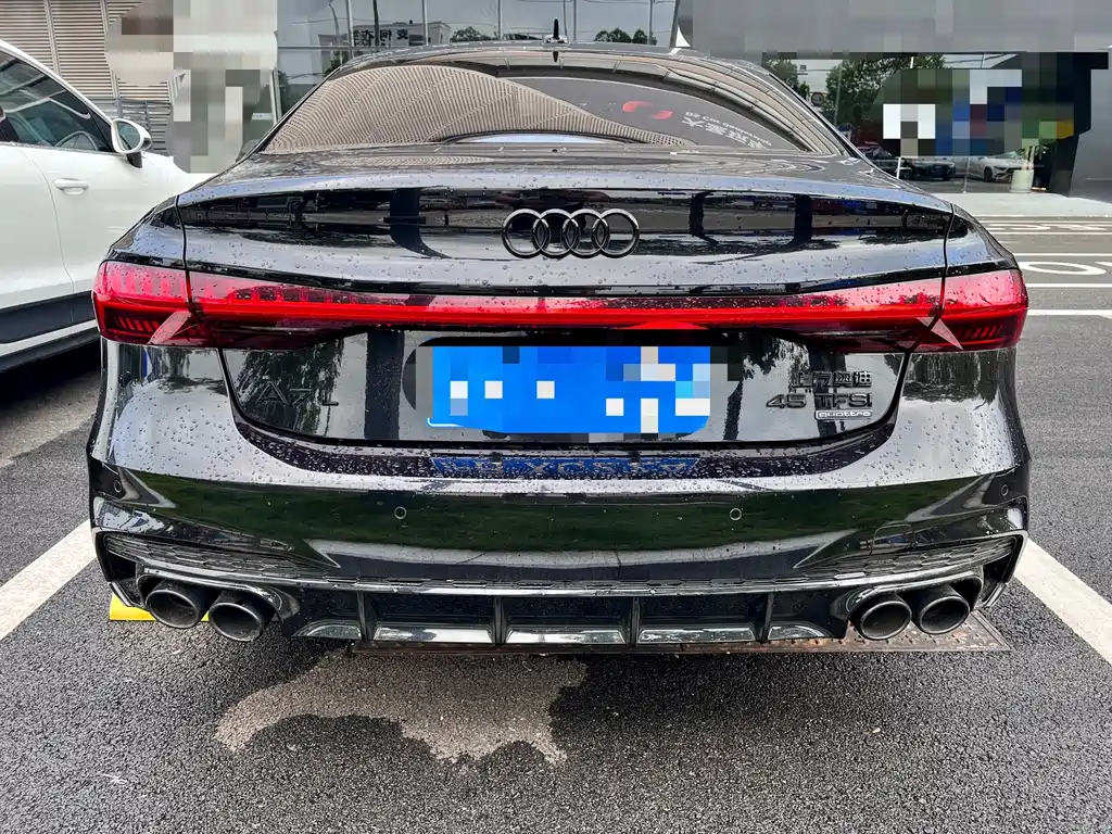 Audi A7L — фото 4