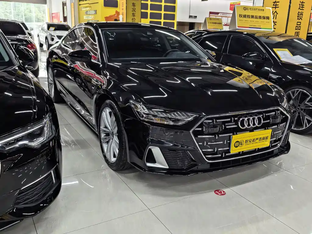 Audi A7L — фото 3