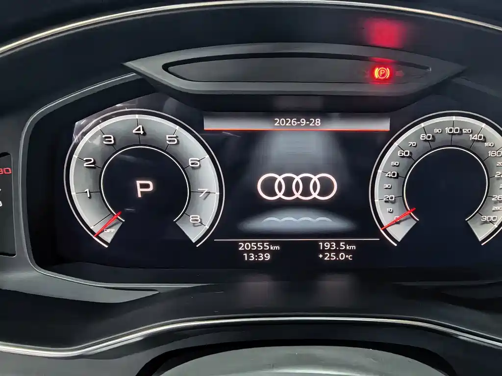 Audi A7L — фото 5