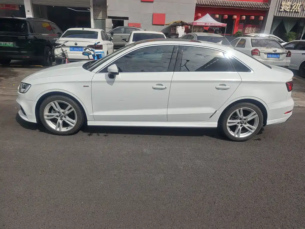 Audi A3 — фото 9