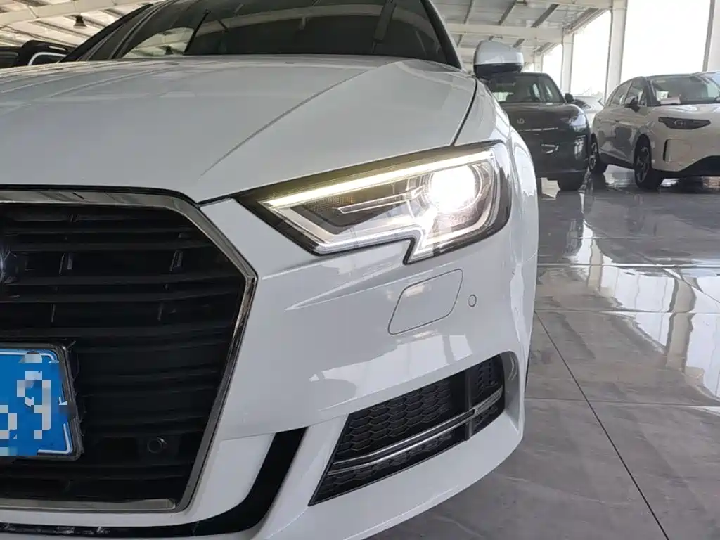 Audi A3 — фото 24