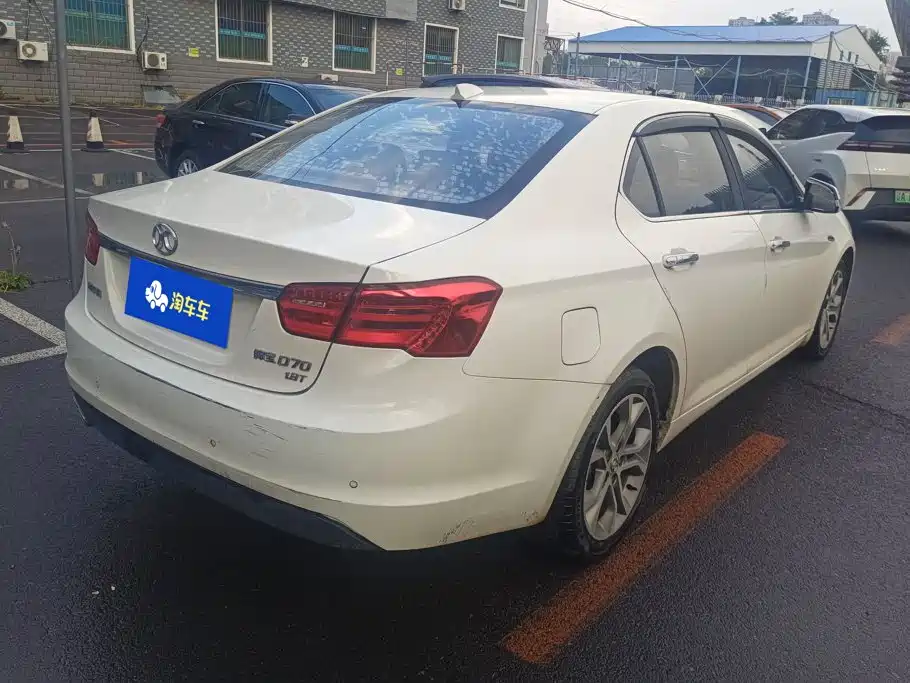 BAIC Senova D70 — фото 3