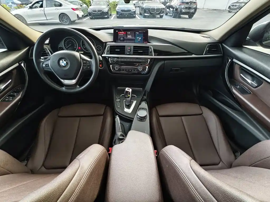BMW 3 Series — фото 10